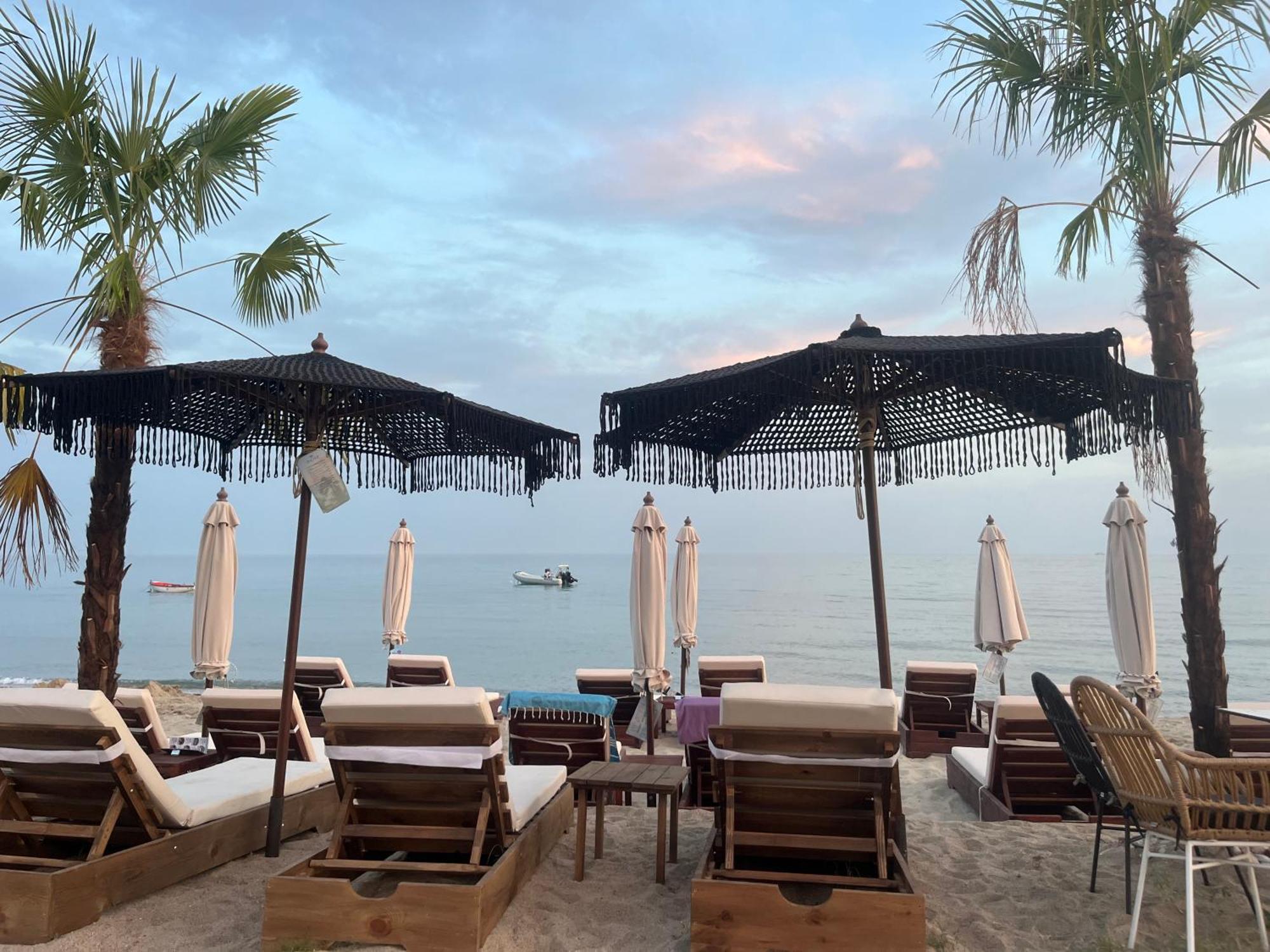 VergiaOkkio Sea View公寓 外观 照片
