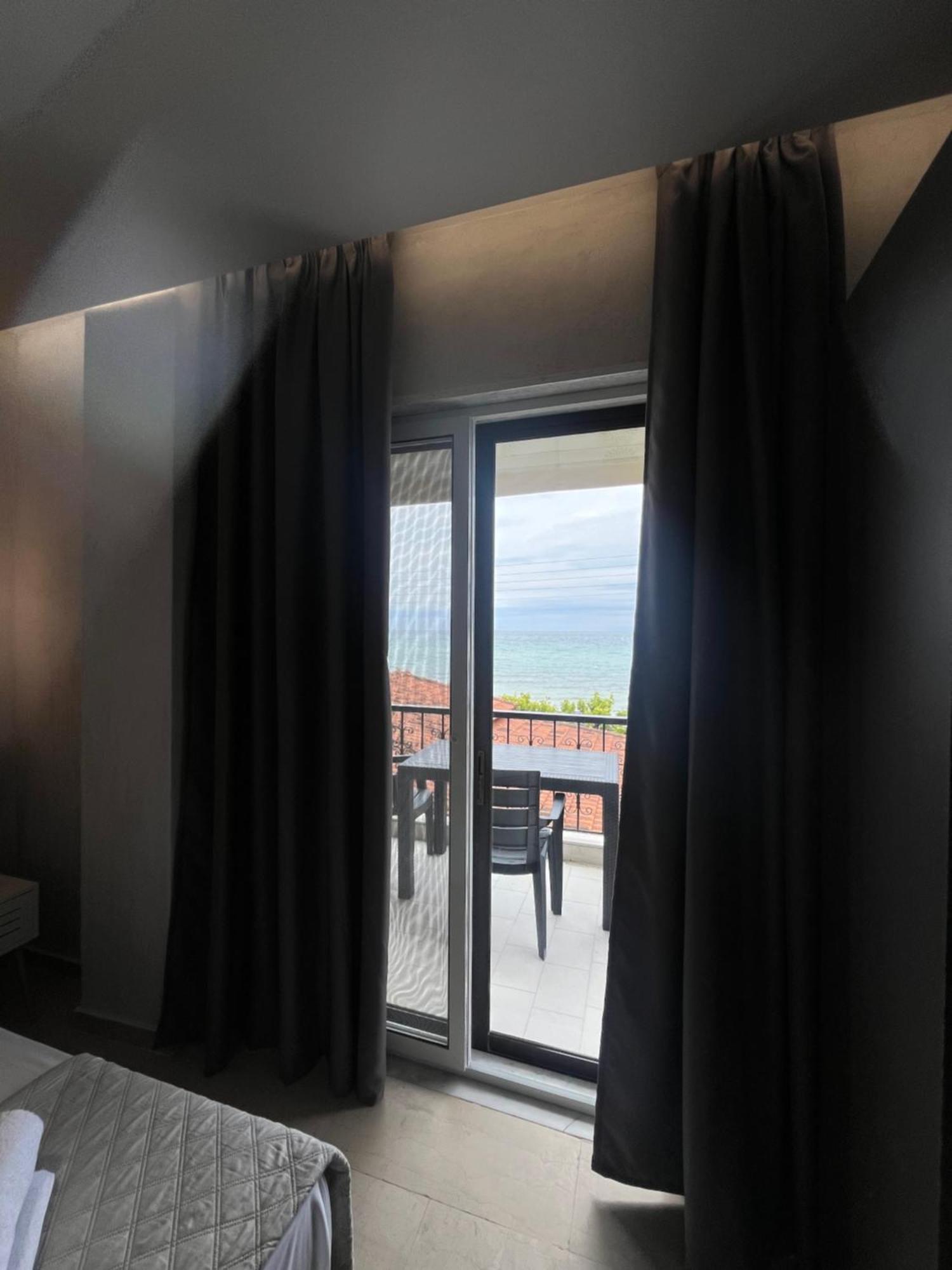 VergiaOkkio Sea View公寓 外观 照片